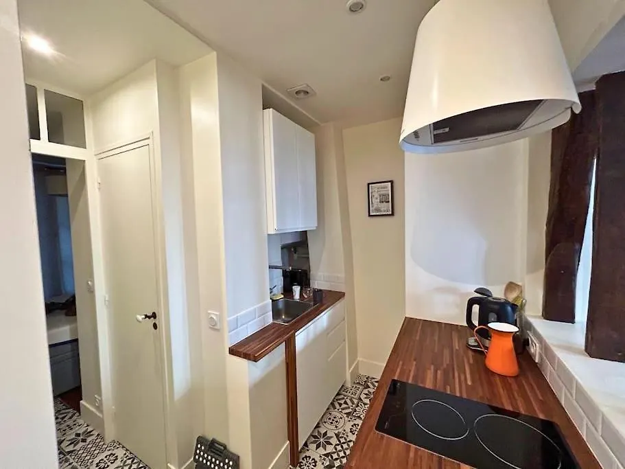 Apartamento One Bedroom Batignolles París